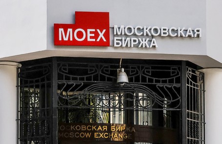 Рубль перешел к укреплению