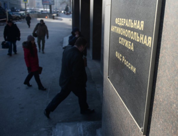 Гибель империи. Как стратегические предприятия оказались на Кипре, а потом вернулись обратно?
