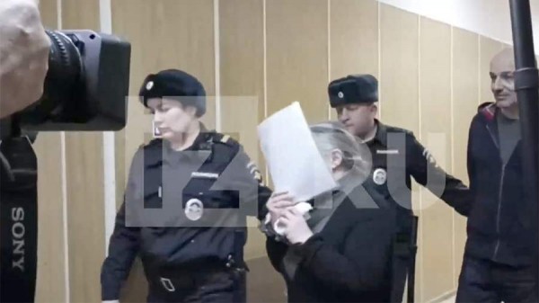 Суд взыскал с экс-совладельца Внешпромбанка более 143 млрд рублей по делу о растрате
