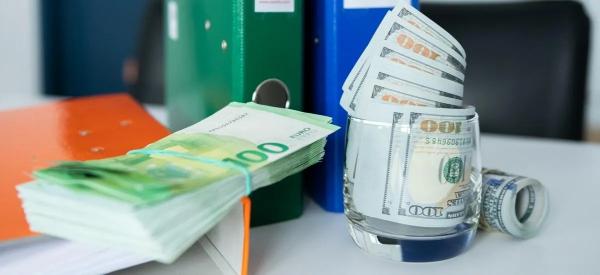 Доллар вернется к 90, евро &ndash; к 100: когда закончится укрепление рубля