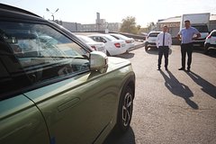 Минпромторг сделал мрачный прогноз по продажам новых машин в России