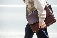 Некоторым пенсионерам с 1 августа повысят пенсию