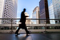 &laquo;Мы серьезные люди, делающие серьезное дело&raquo; В какое будущее ведут планету Маск и лидеры ИИ-революции, спорящие о &laquo;Терминаторе&raquo;?