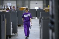 Выплаты продавцам, безопасность людей и доступность товаров. Татьяна Ким сделала заявление на фоне атак на склады Wildberries