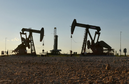 Американские аналитики считают вероятной цену на нефть в $40 за баррель в 2025 году