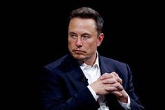 Маск предсказал США банкротство